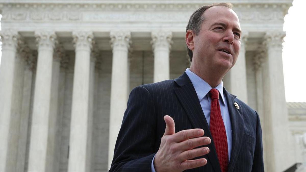 El congresista demócrata Adam Schiff (California) es el presidente del Comité de Inteligencia de la Cámara de Representantes, que lleva a cabo una investigación al presidente Donald Trump.