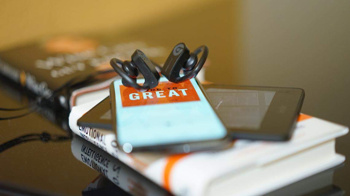 Los audiolibros ofrecen una nueva manera de disfrutar de la literatura y abren las puertas a nuevas experiencias de aprendizaje y entretenimiento.