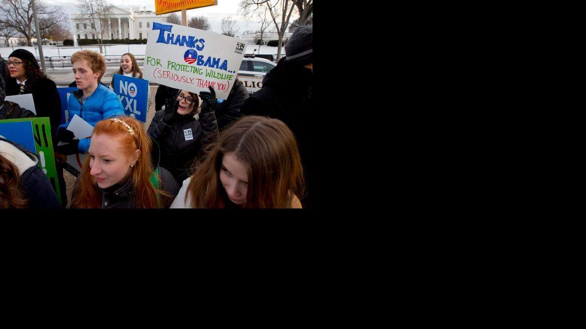 
Activistas marchan frente a la Casa Blanca agradeciendo al presidente Obama su oposición al oleoducto Keystone XL, el martes pasado.
