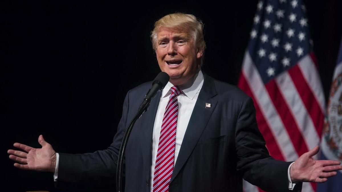El candidato republicano presidencial estadounidense Donald Trump durante un acto electoral celebrado en el Instituto de Briar Woods en Ashburn, Virginia, Estados Unidos el 2 de agosto de 2016.
