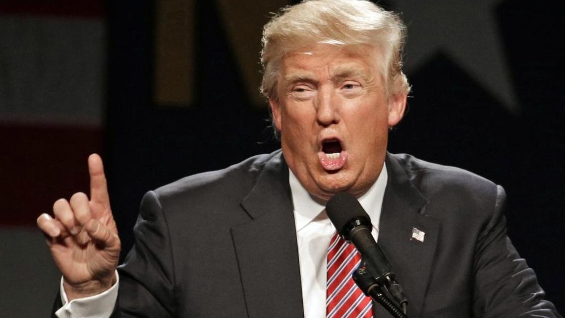 El aspirante presidencial republicano Donald Trump en un mitin de campaña, en el Greensboro Coliseum en Greensboro, Carolina del Norte, el 14 de junio.