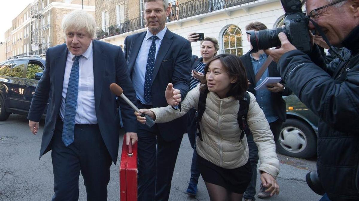 El recién nombrado ministro de Exteriores del Reino Unido, Boris Johnson, el 14 de julio, en las afueras de su casa en Londres.