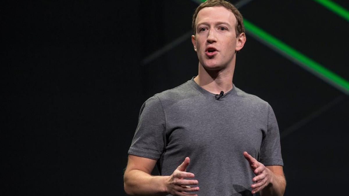 Facebook, la empresa de contacto social que preside Mark Zuckerberg, afronta un escándalo de revelación de datos de usuarios.