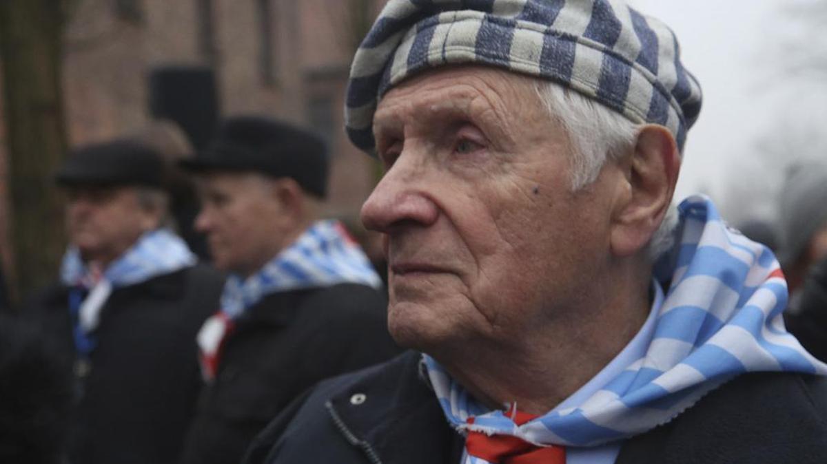 Ex prisioneros de Auschwitz recuerdan el 27 de enero a los asesinados por los nazis en el tristemente célebre campo de exterminio en Polonia.