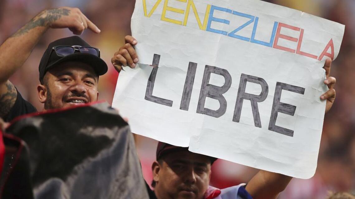 ‘El poder político jamás se entrega por las buenas, muchacho’