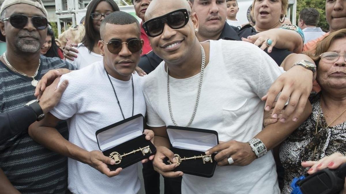 Randy Malcom y Alexander Delgado, de Gente de Zona, reciben las Llaves de la Ciudad de Miami.
