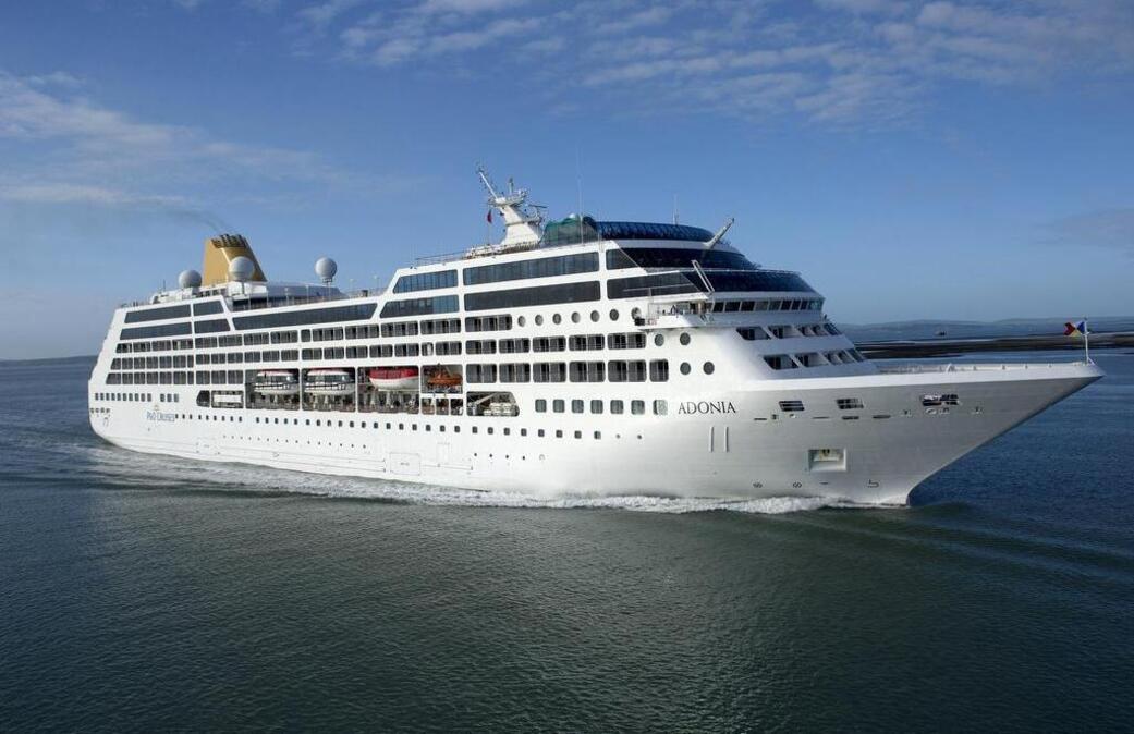 Imagen de archivo que muestra el barco Adonia de Carnival, con capacidad para 710 pasajeros. A partir de mayo, Carnival planea comenzar operaciones de cruceros entre Miami y Cuba.