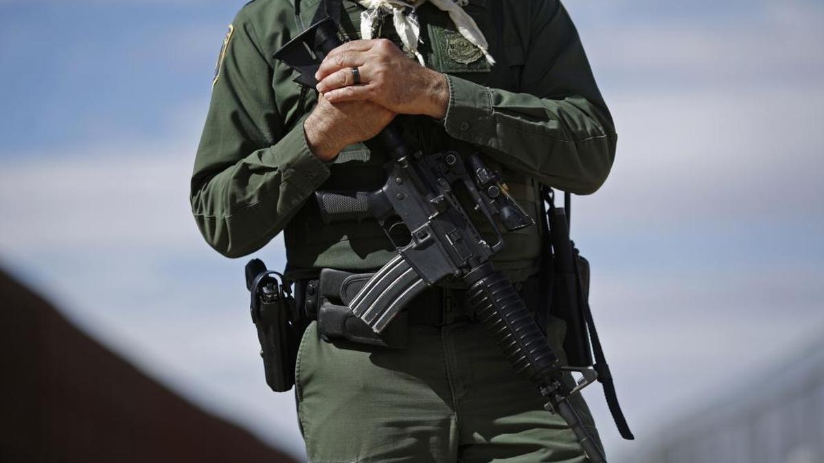 Un agente de patrullaje en la frontera de Santa Teresa en Nuevo México, el 17 de febrero.