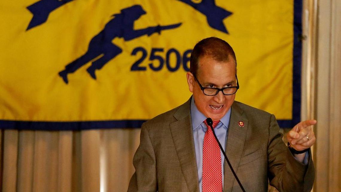 El congresista Mario Díaz-Balart durante un evento en la sede de la Brigada de Asalto 2506, en Miami.