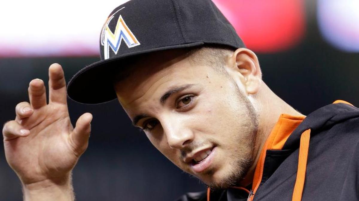 El fallecido pitcher de los Miami Marlins José en junio del 2015.