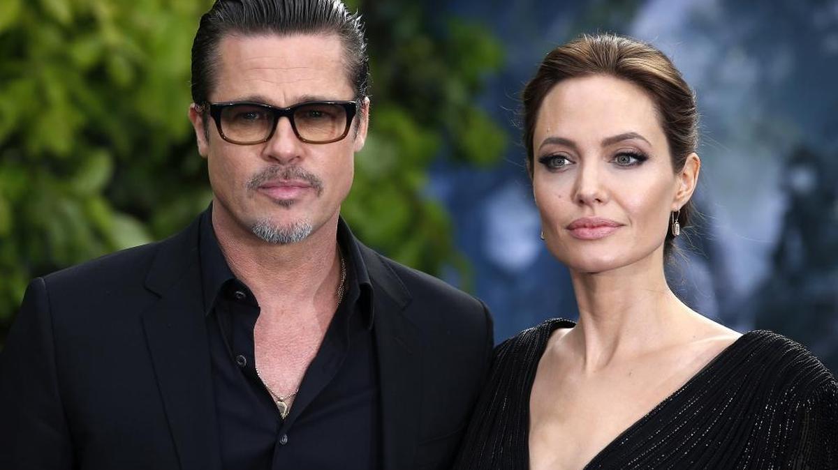 Brad Pitt y Angelina Jolie en el estreno de ‘Maleficent’ en Kensington Palace, Londres, en el 2014. Jolie solicitó el divorcio el 20 de septiembre.