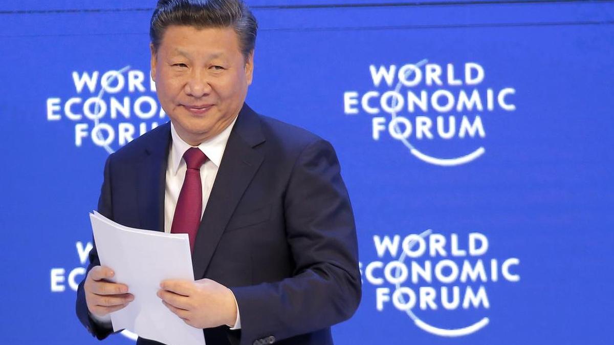 El presidente de China, Xi Jinping, concluye su discurso en el Foro Económico Mundial en Davos, Suiza, el 17 de enero. China se ha proyectado en el foro como un campeón del comercio internacional.
