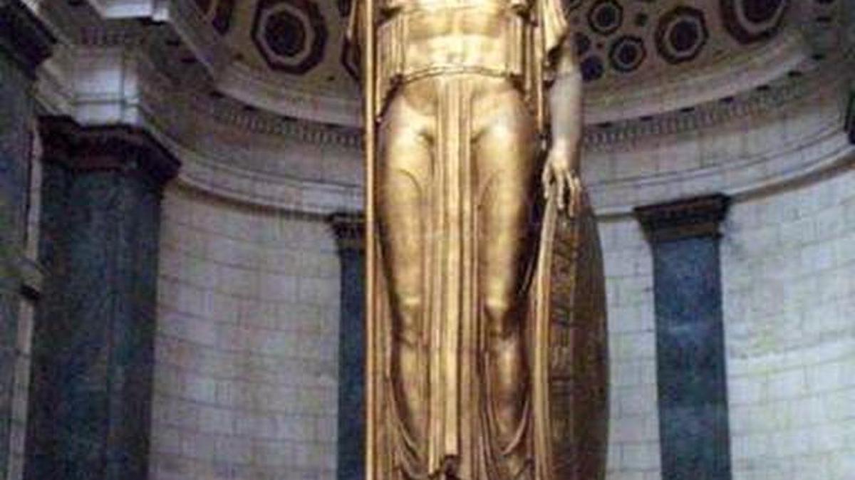 
La estatua de la República de Cuba, situada bajo la cúpula del Capitolio Nacional, tiene unos 58 pies de alto.
