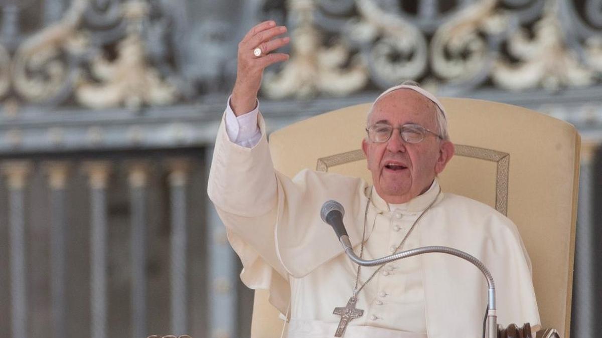 
El Papa Francisco visitará Cuba a partir del 19 de septiembre y después viajará a Estados Unidos. El Pontífice se ha destacado por un discurso en defensa de los pobres.
