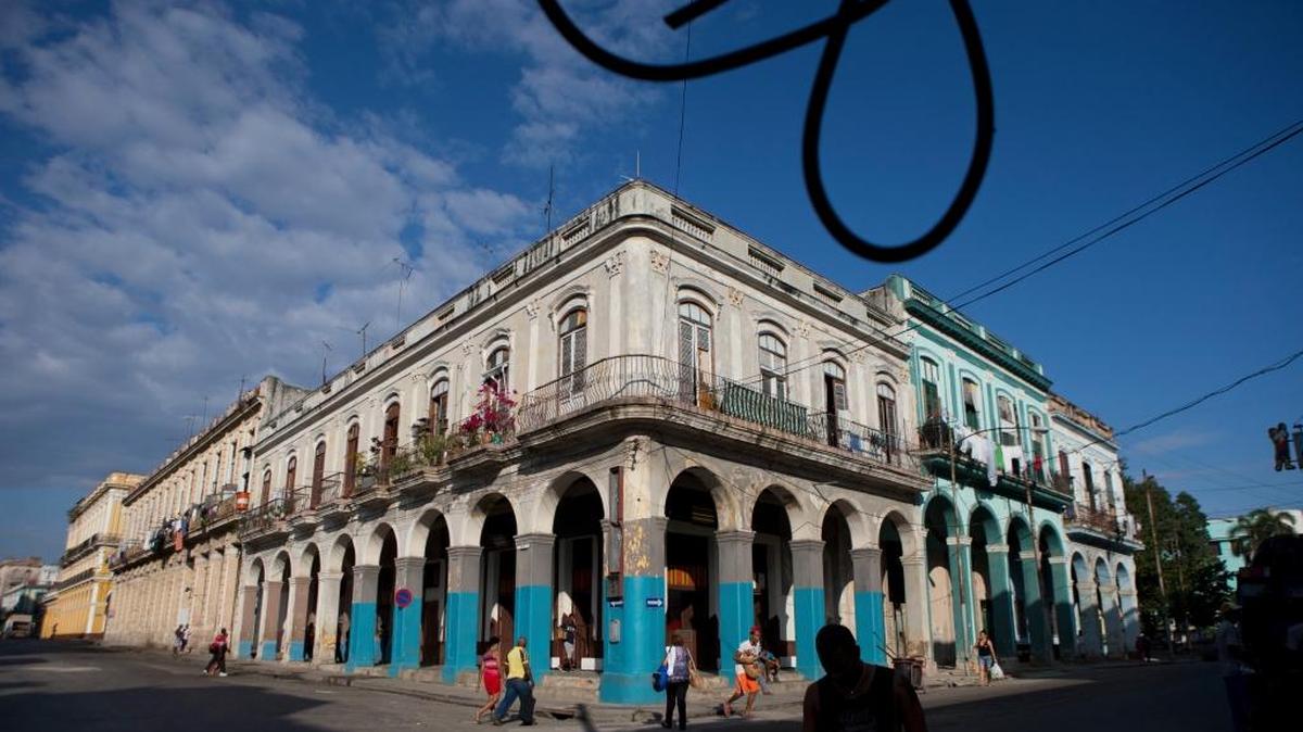 Uno de los edificios de La Habana en mayo del 2016.