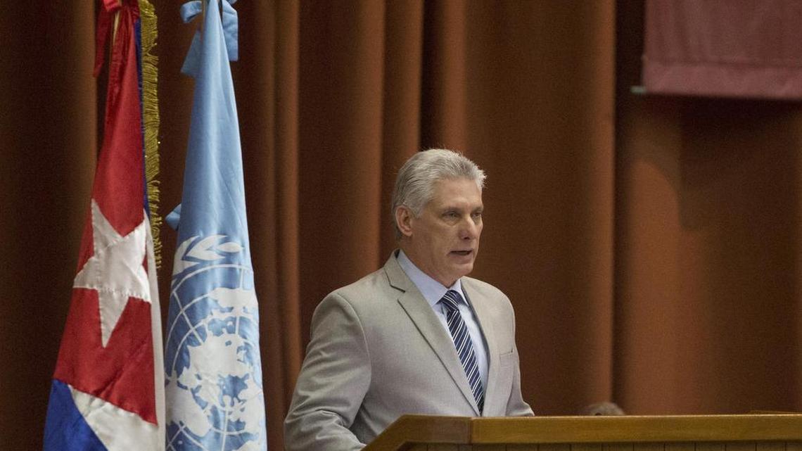 El presidente de Cuba, Miguel Díaz-Canel, habla en la sesión inaugural de la reunión bienal de la Comisión Económica de las Naciones Unidas para América Latina, en La Habana, el 8 de mayo.