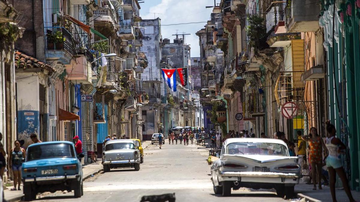 Con la amenaza de una nueva crisis, que recuerda al llamado Período Especial de los años 1990, los cubanos se preparan enfrentar lo que el gobiernio llama ‘nueva coyuntura’.