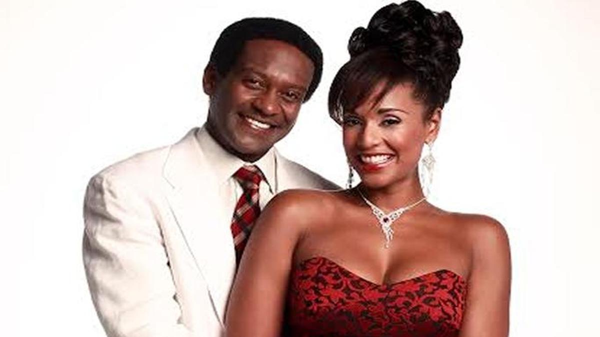 Los actores puertorriqueños Modesto Lacén y Jeimy Osorio caracterizados como Pedro Night y Celia Cruz en la serie ‘Celia’.