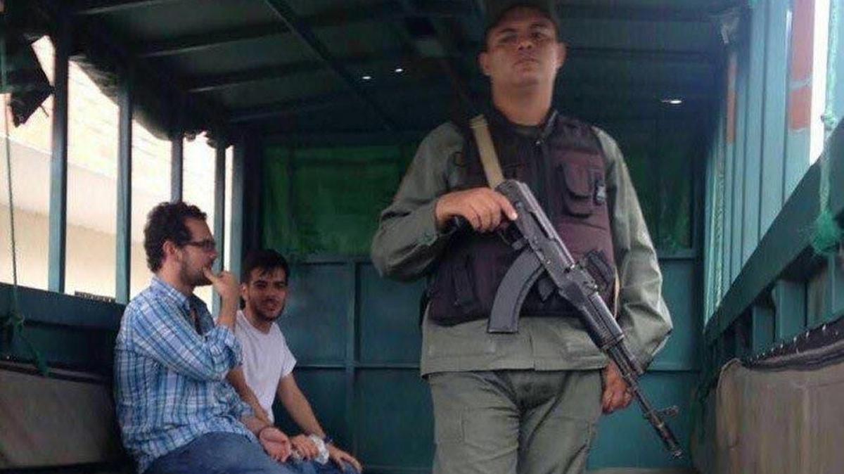 Francisco Márquez y Gabriel San Miguel fueron mantenidos incomunicados e interrogados por la policía secreta de Venezuela.