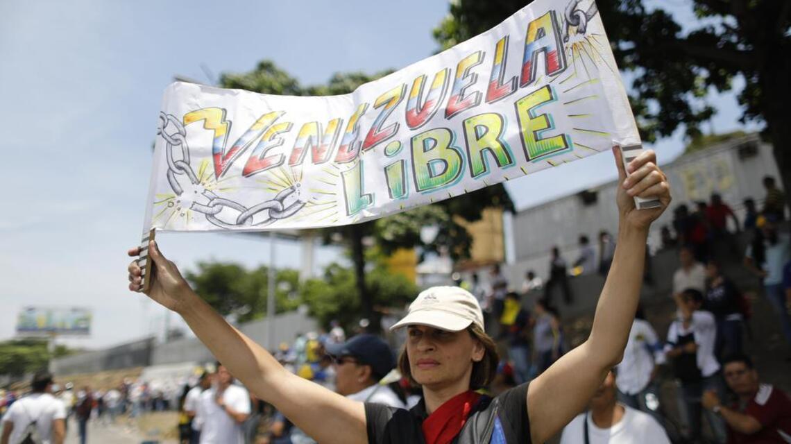 La llegada de la transición democrática en Venezuela se va a dar