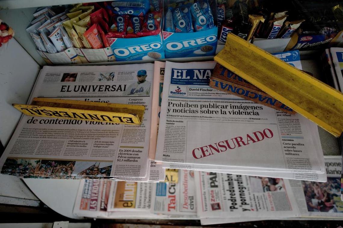 La prensa venezolana ha sufrido diversos grados de censura bajo el régimen chavista.
