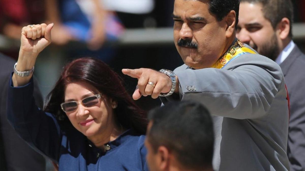 El gobernante venezolano Nicolás Maduro y Cilia Flores en Fort Tiuna Caracas, el 1ro de junio.