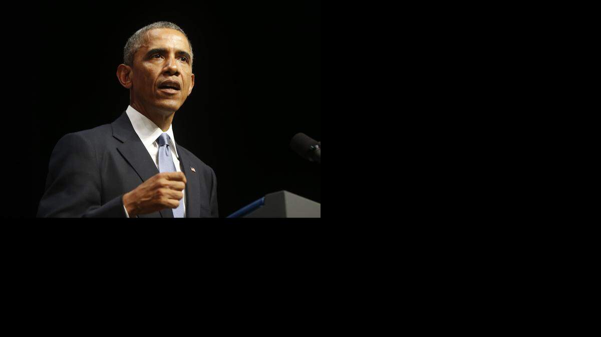 
El presidente Barack Obama habla el 3 de septiembre en Tallinn, Estonia. El mandatario ha causado otra polémica por sus recientes declaraciones sobre una posible reforma migratoria.

