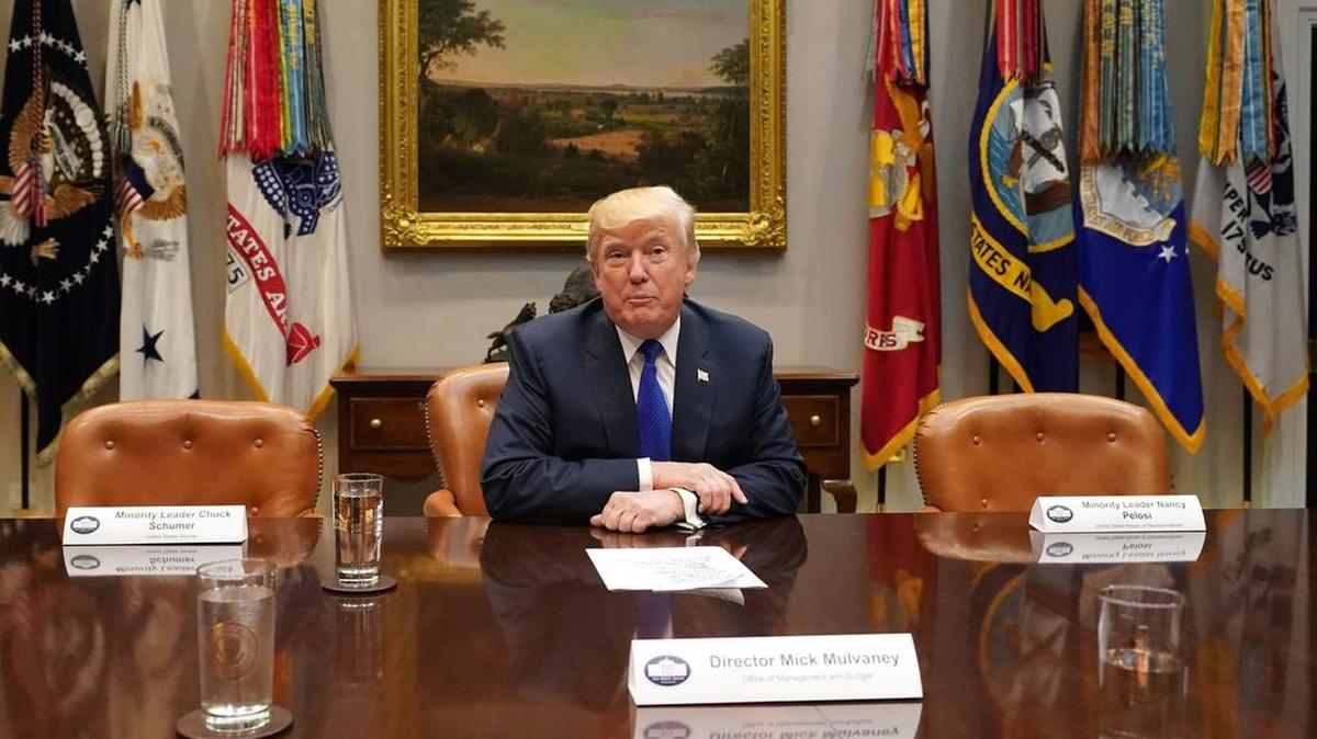 El presidente Donald Trump habla con la prensa el 28 de noviembre en la Casa Blanca. Las divisiones étnicas, el sectarismo político, la desigualdad económica y social y la xenofobia han aumentado bajo el gobierno de Trump.
