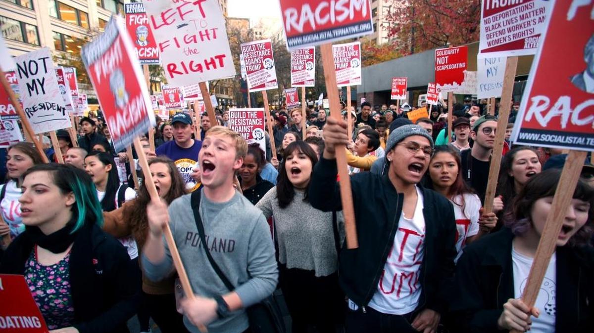 Varias manifestaciones se produjeron en varios puntos de Seattle después de la victoria de Trump en las elecciones.