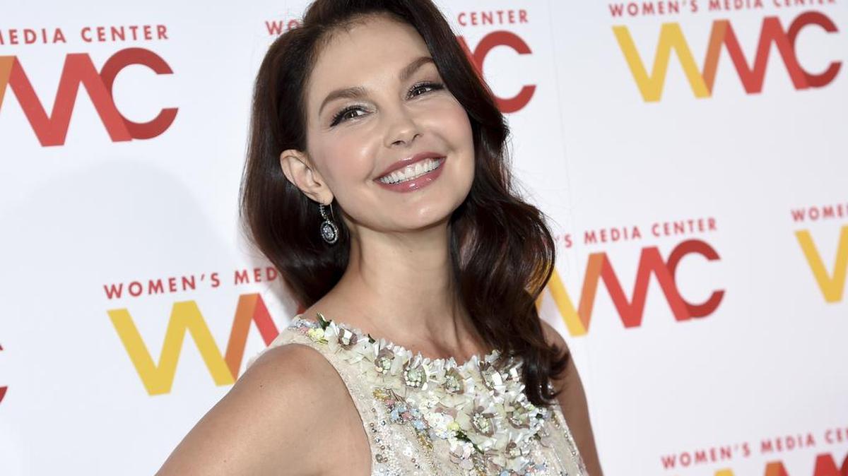 La actriz Ashley Judd es una de las estrellas que han denunciado al productor cinematográfico Harvey Weinstein por acoso sexual.