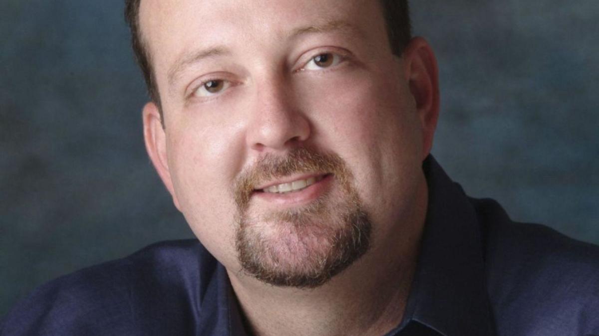 Manny Garcia-Tunon, a new columnist in Business Monday
 
