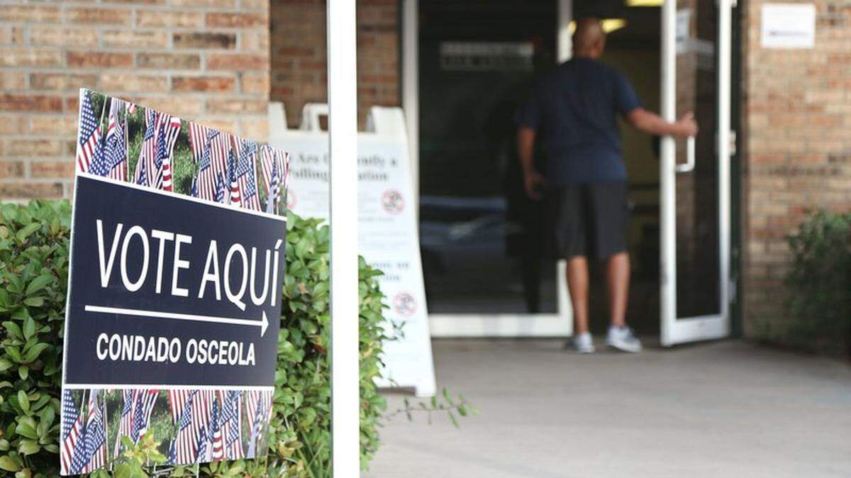 Un centro de votación en el condado Osceola en Kissimee, Florida.