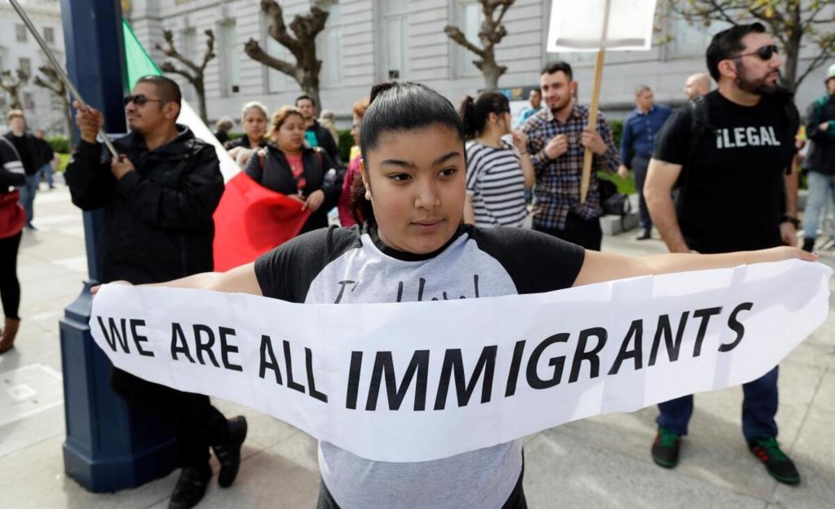 Muchos tienes dudas sobre la solicitud de los permisos migratorios o waivers, que son para aquellos que de una forma u otra violaron las leyes migratorias de EEUU.