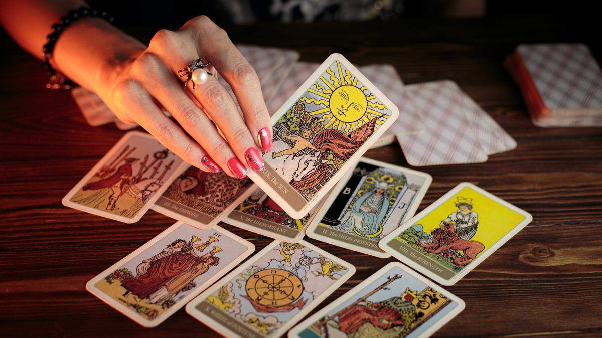 La magia está integrada en nuestra vida, y la comunidad conocida como los romaníes no es la excepción, ya que poseen un legado mágico muy intenso.