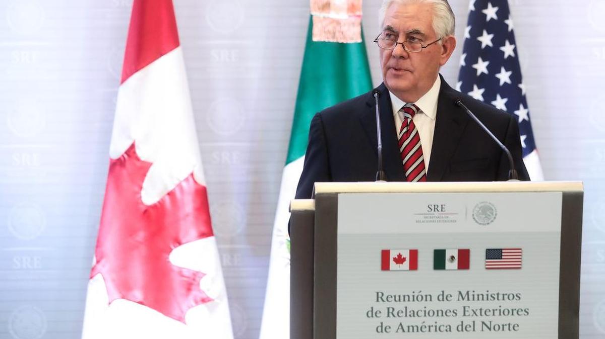 El secretario de Estado de EEUU, Rex Tillerson, se dirige a la prensa en la Secretaría de Relaciones Exteriores de México, el 2 de febrero. Tillerson realiza una gira de una semana por varios países latinoamericanos.