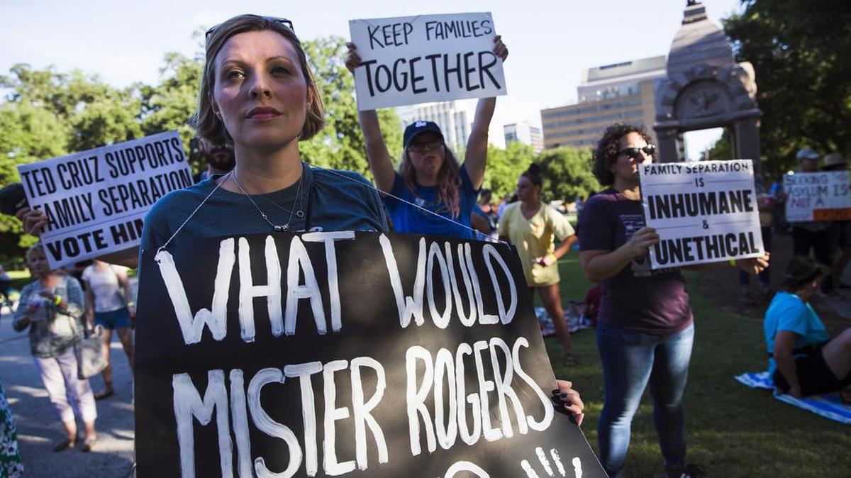 Manifestantes protestan en Austin, Texas, contra la separación de familias inmigrantes en la frontera, el 14 de junio.