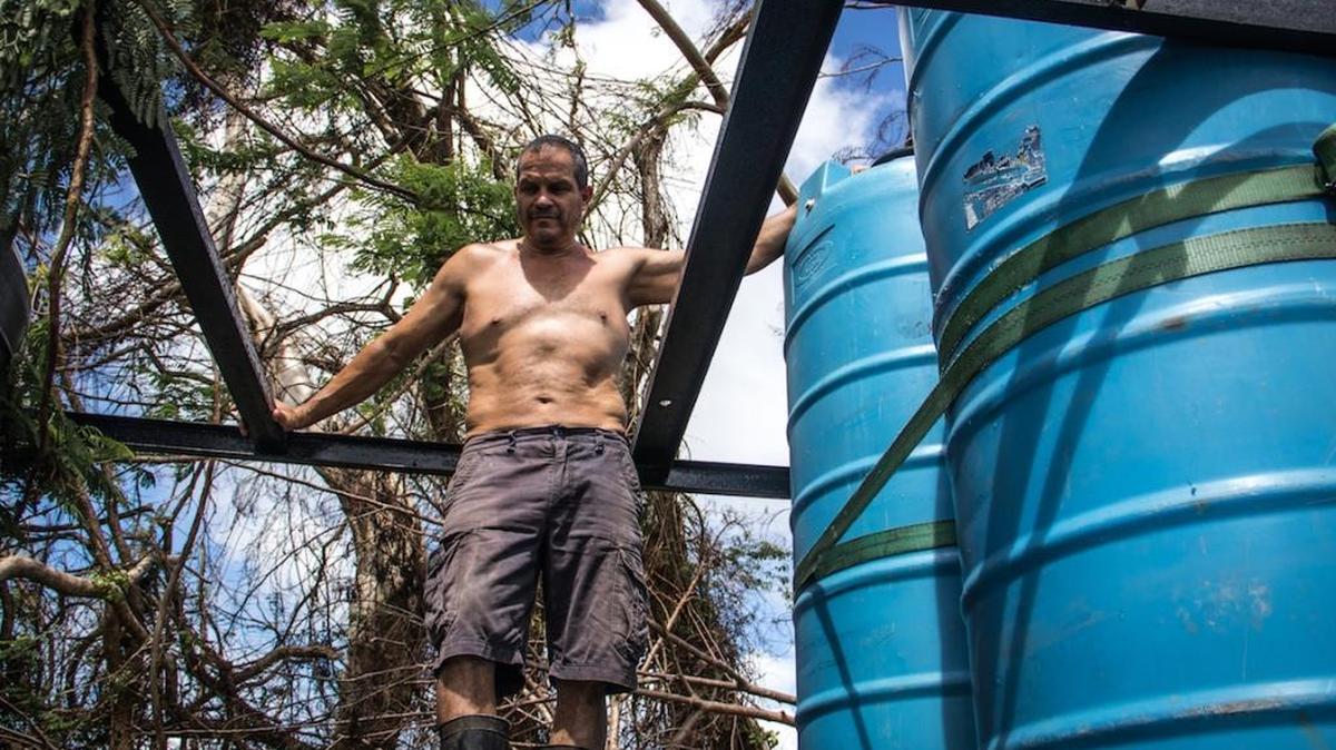 Muchas personas han llegado al pueblo de Dorado en busca de agua.