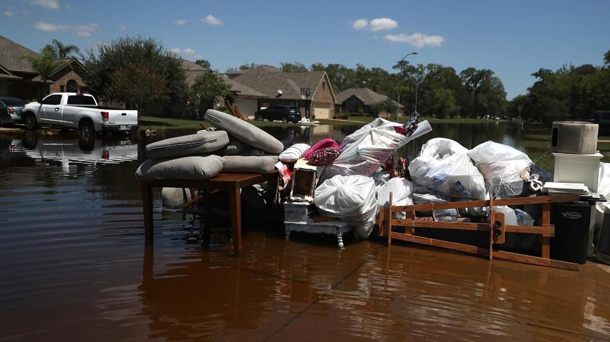 Muebles dañados por las inundaciones causadas por el huracán Harvey en Texas, el 7 de septiembre.