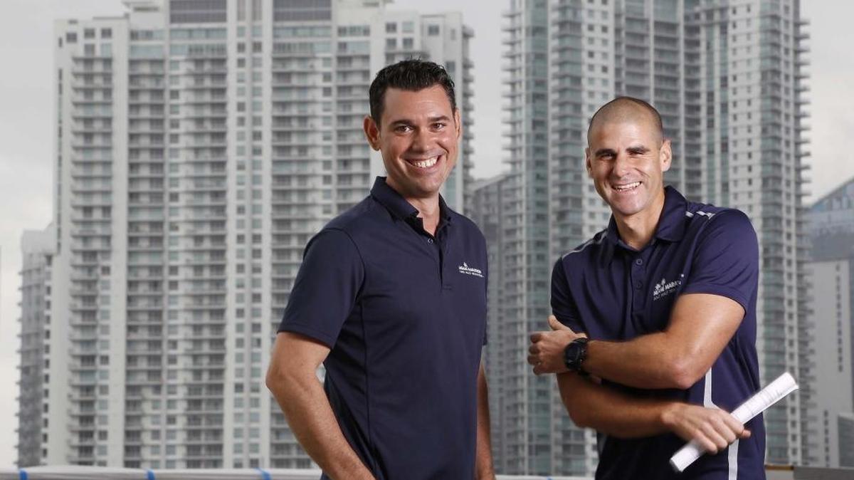 Javier Sánchez, director de la carrera, y Frankie Ruiz, fundador del Maratón de Miami.