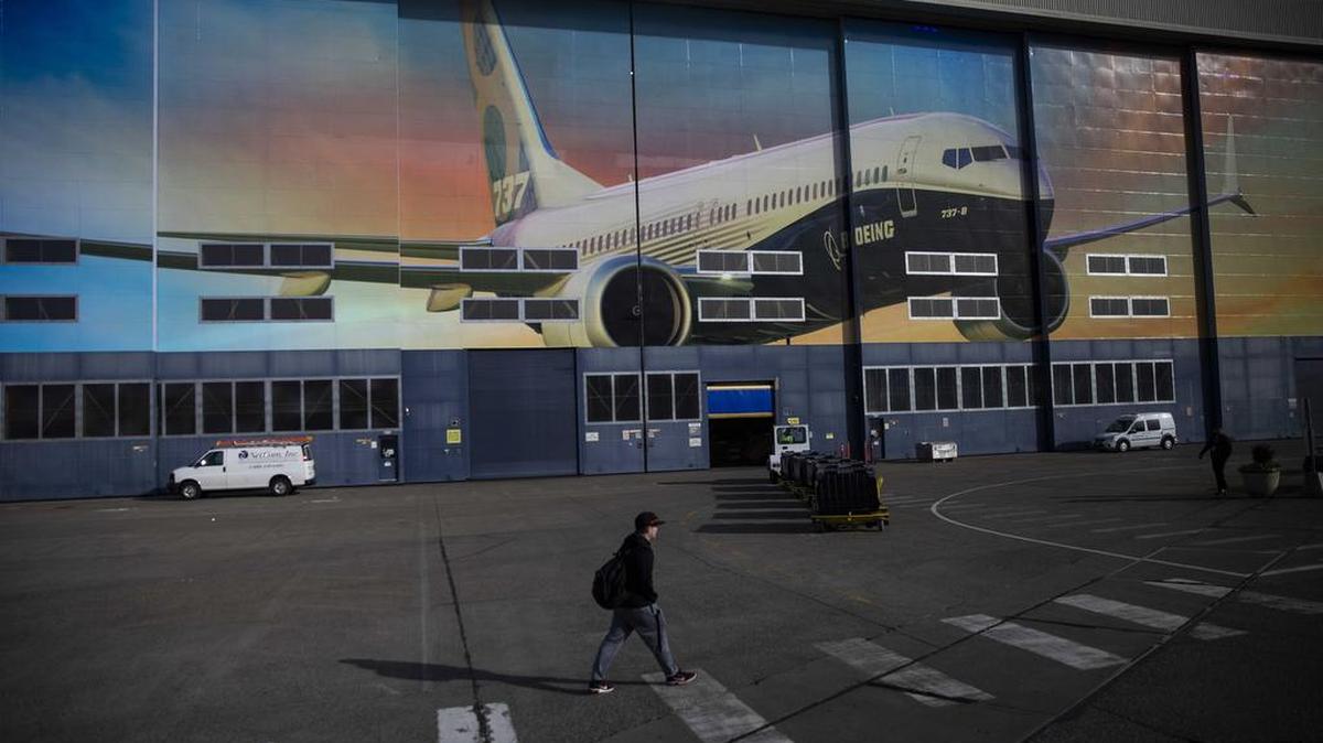 En el 2013, las aerolíneas comerciales emitieron 710 millones de toneladas de dióxido de carbono. Este año, la organización IATA, que representa ese sector, pronostica que las emisiones llegarán a los 927 millones de toneladas, más que el total producido por un país industrializado como Alemania.