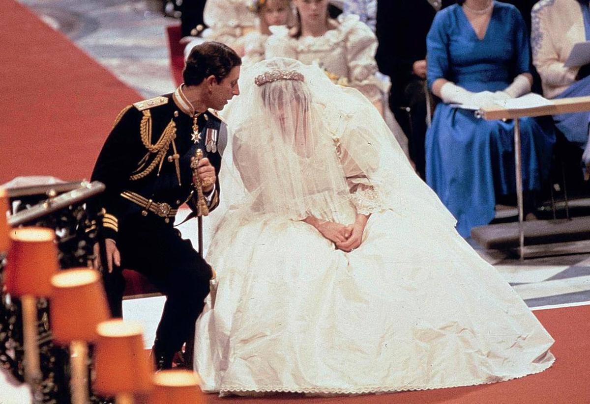 Diana y el príncipe Carlos, el día de su boda, en St. Paul's Cathedral, en Londres, el 29 de julio de 1981.