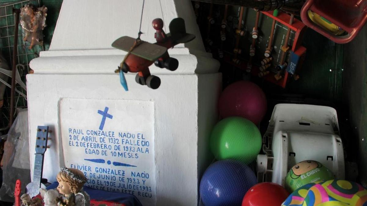 La tumba del ‘niño milagroso’ permaneció durante mucho tiempo en el olvido hasta hace aproximadamente 18 años, cuando empezó a ser un referente para los habitantes del lugar.