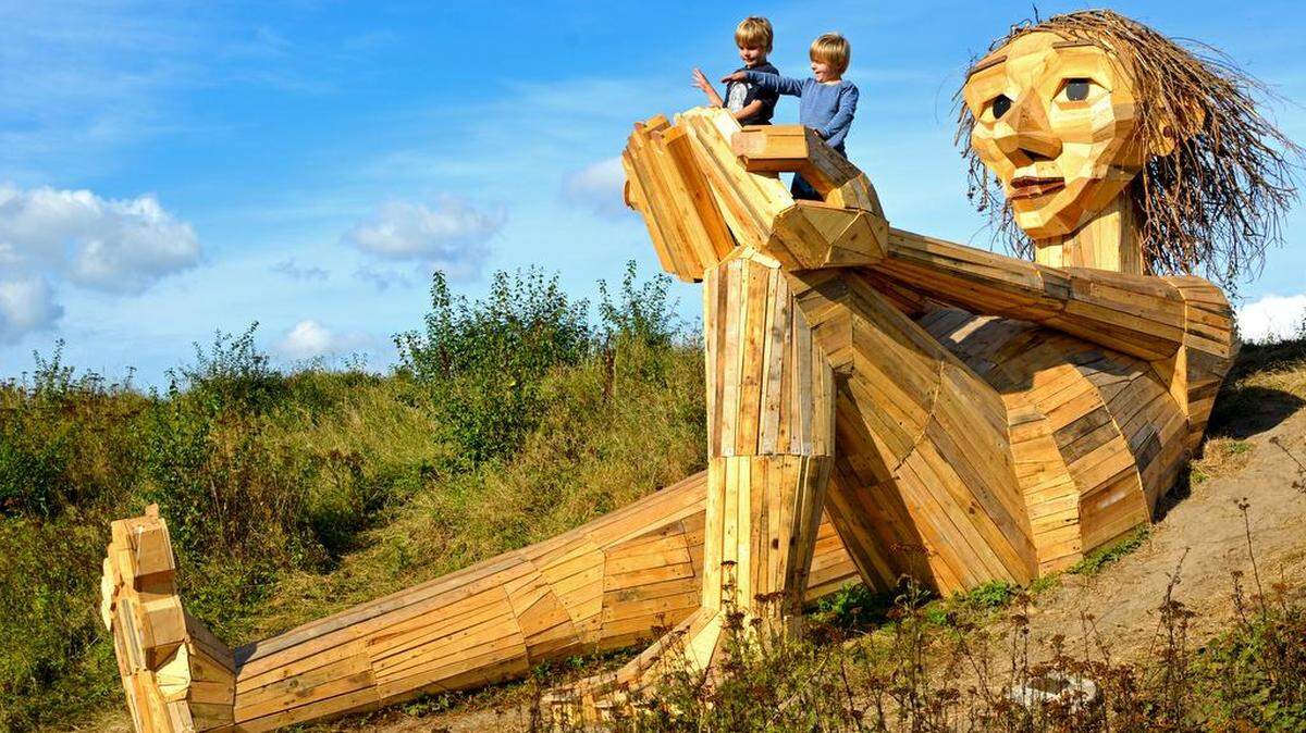 El gigante ‘Hill top Trine’ (Trine en la cima de la colina), en Hvidovre (Copenhague, Dinamarca).