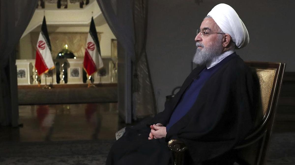 El presidente de Irán, Hasan Rouhani, se dirige a la nación en un discurso televisado en Teherán, el 6 de agosto.
