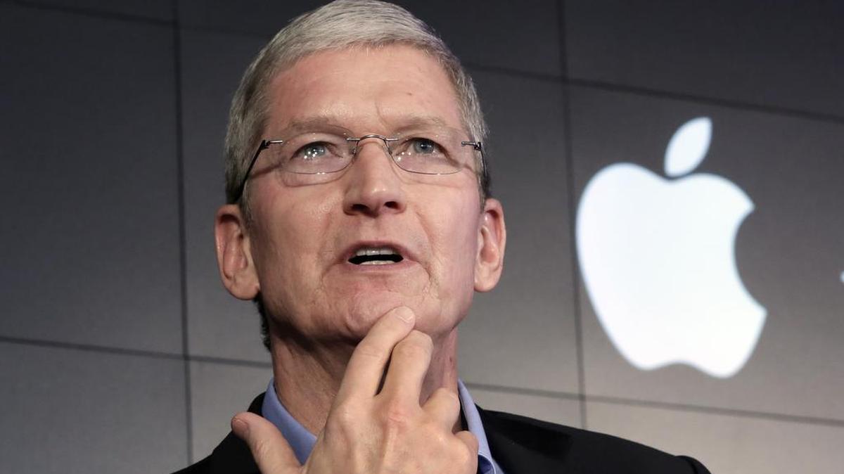 Tim Cook, presidente ejecutivo de Apple, dijo que su empresa no aceptará la petición del FBI de crear un sistema para acceder al teléfono de un terrorista, porque pondría en peligro la privacidad de todos los usuarios.
