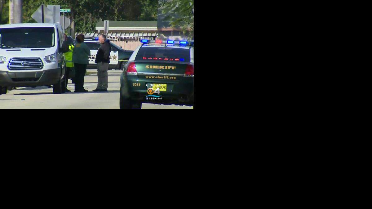 Los cadáveres se hallaron el sábado en una casa localizada en el 6812 Doral en North Lauderdale. Cortesía CBS4