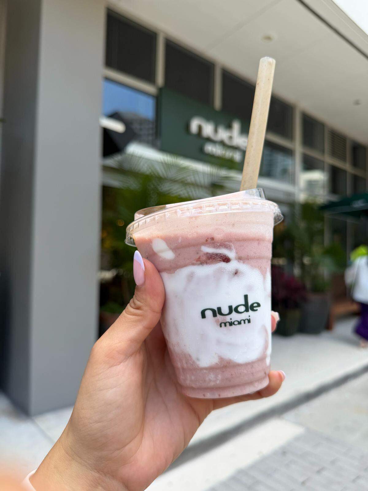 Los batidos de Nude Miami atrajeron a los clientes al inaugurarse la tienda el 15 de mayo de 2026.