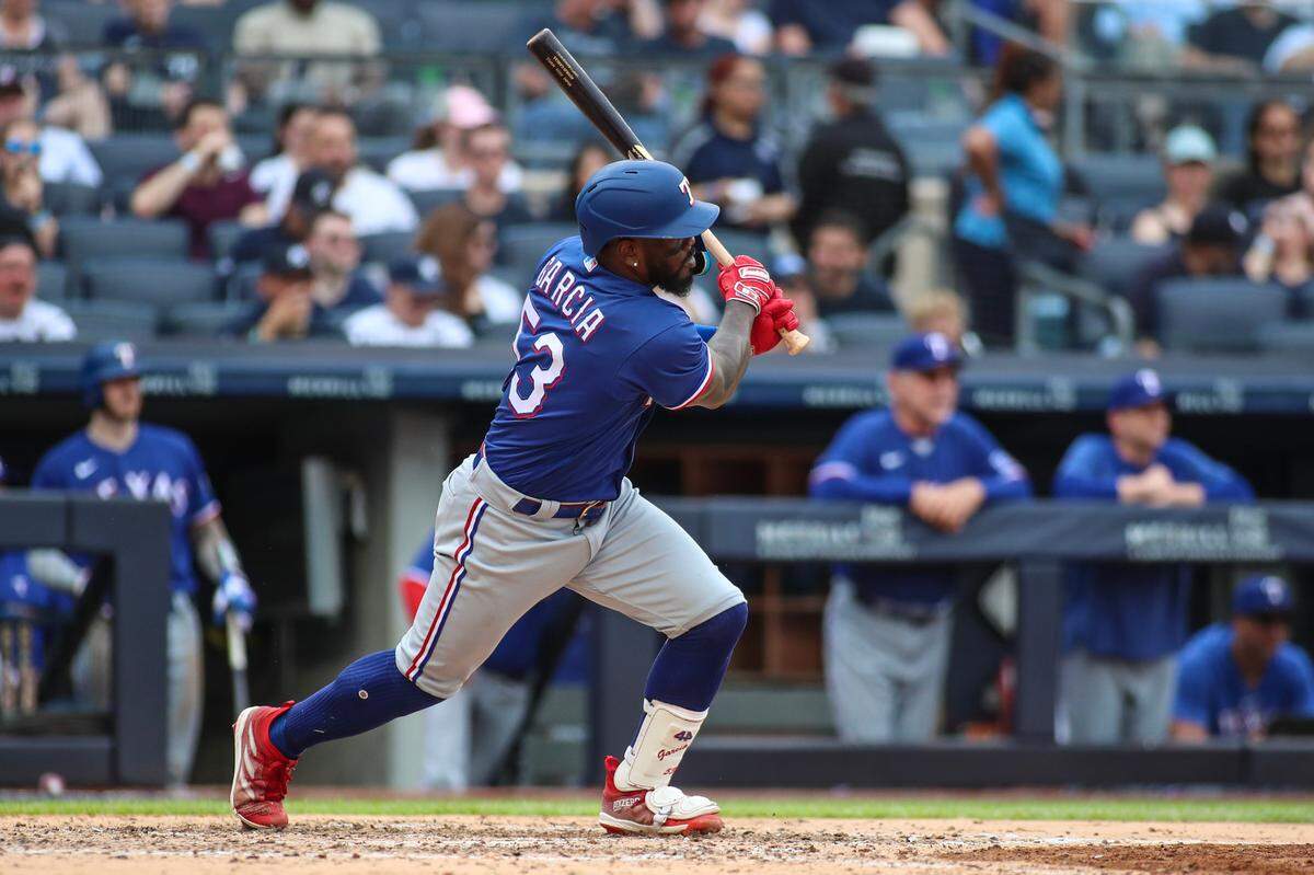 El jardinero de los Rangers de Texas Adolis García se mantiene segundo en carreras remolcadas con 60, empatado en el segundo lugar en la Liga Americana.