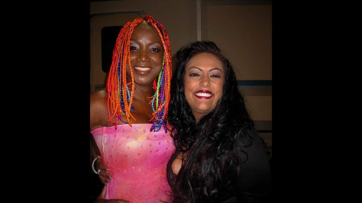 Lucrecia y La India
