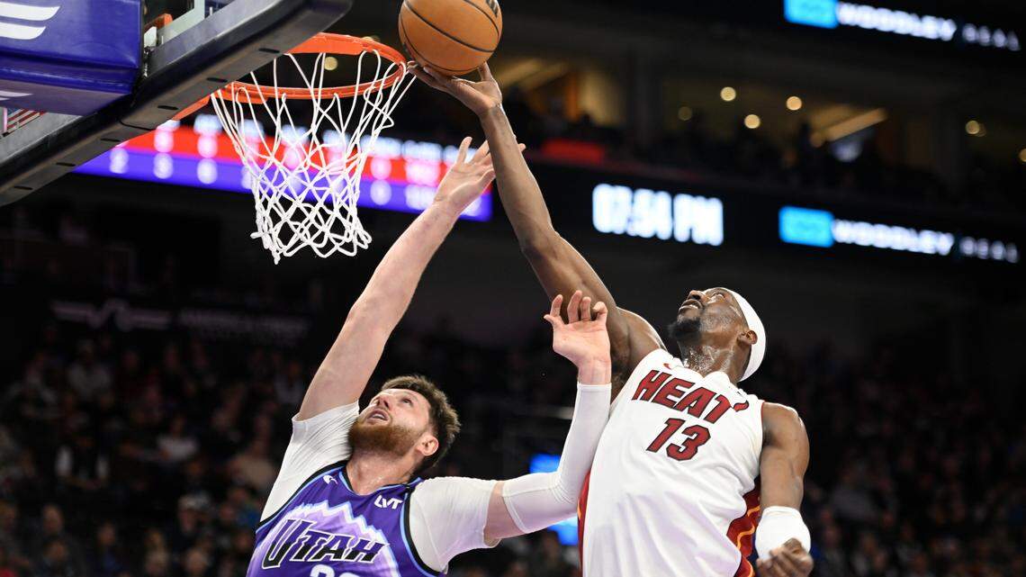 El Heat se impone al irregular Jazz y empareja su desempeño en la gira
